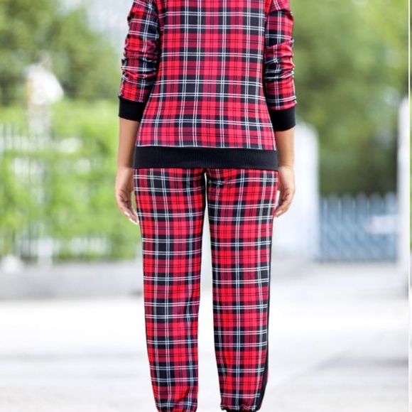 Suit Set - Picture 5 of 6